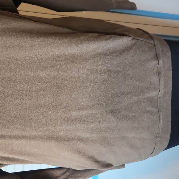 Uniqlo Brown Hooded Sweatshirt - Picture 4 of 11